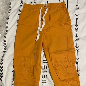 Simons cargo pants ~Small